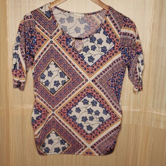Emi & Joe Womens Short Sleeve Floral Stretchy Top Medium - Picture 1 of 6